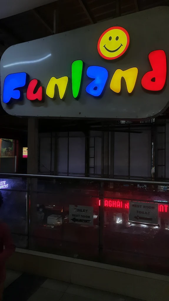 Femina Shopping Mall Hyper